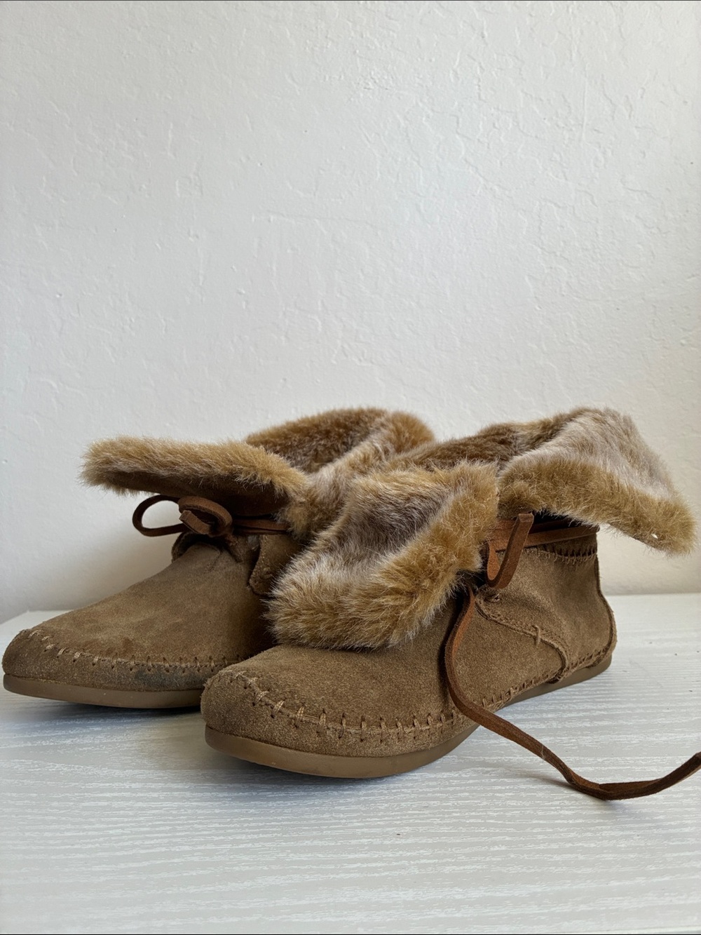 Toms Brown Faux Fur Suede Moccasin Boots